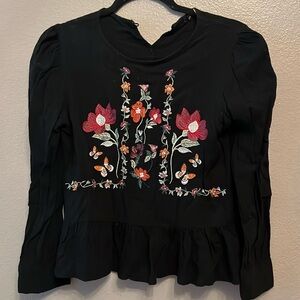 ZARA BASIC black flower embroidered blouse